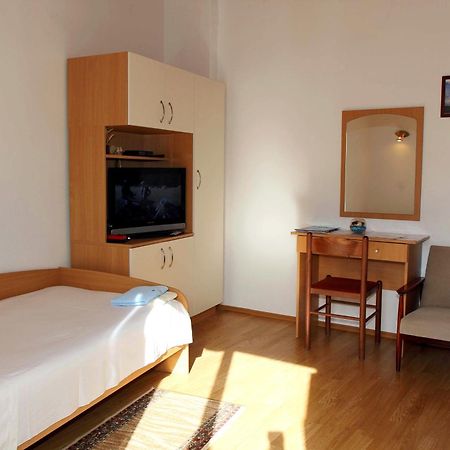 Apartments J&R Babara Biograd Na Moru Quarto foto