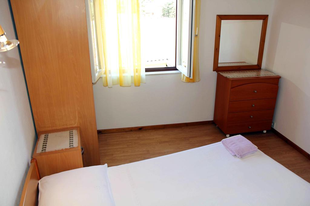 Apartments J&R Babara Biograd Na Moru Quarto foto