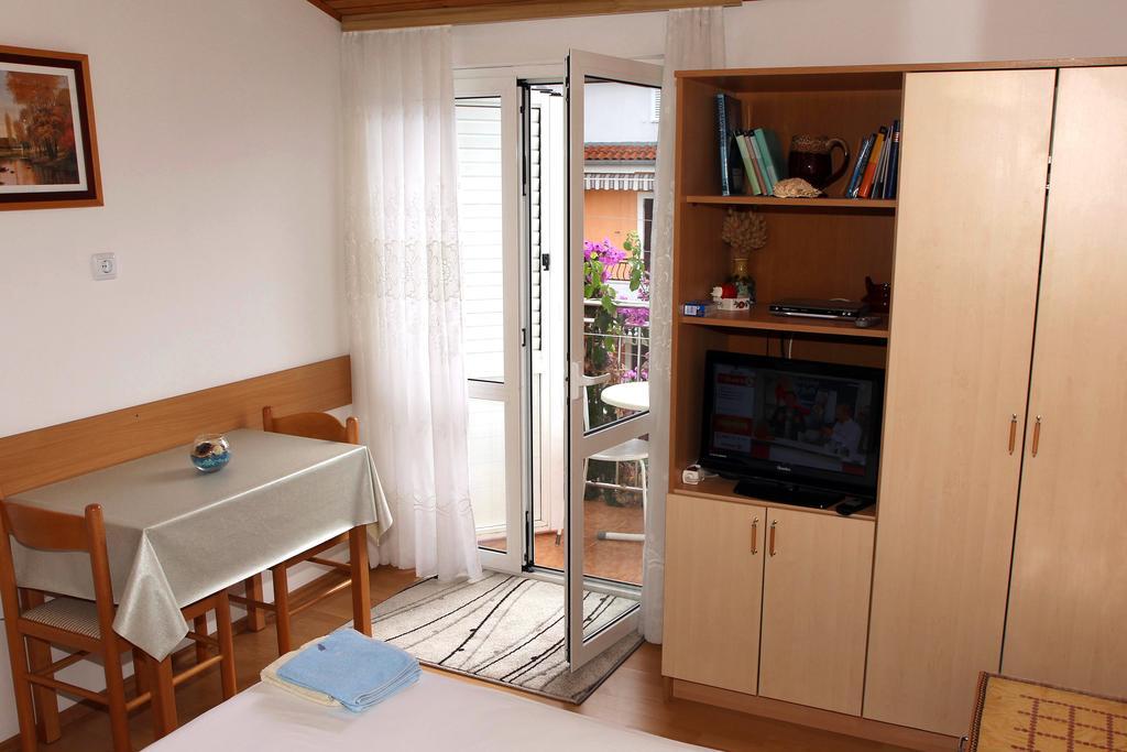 Apartments J&R Babara Biograd Na Moru Quarto foto