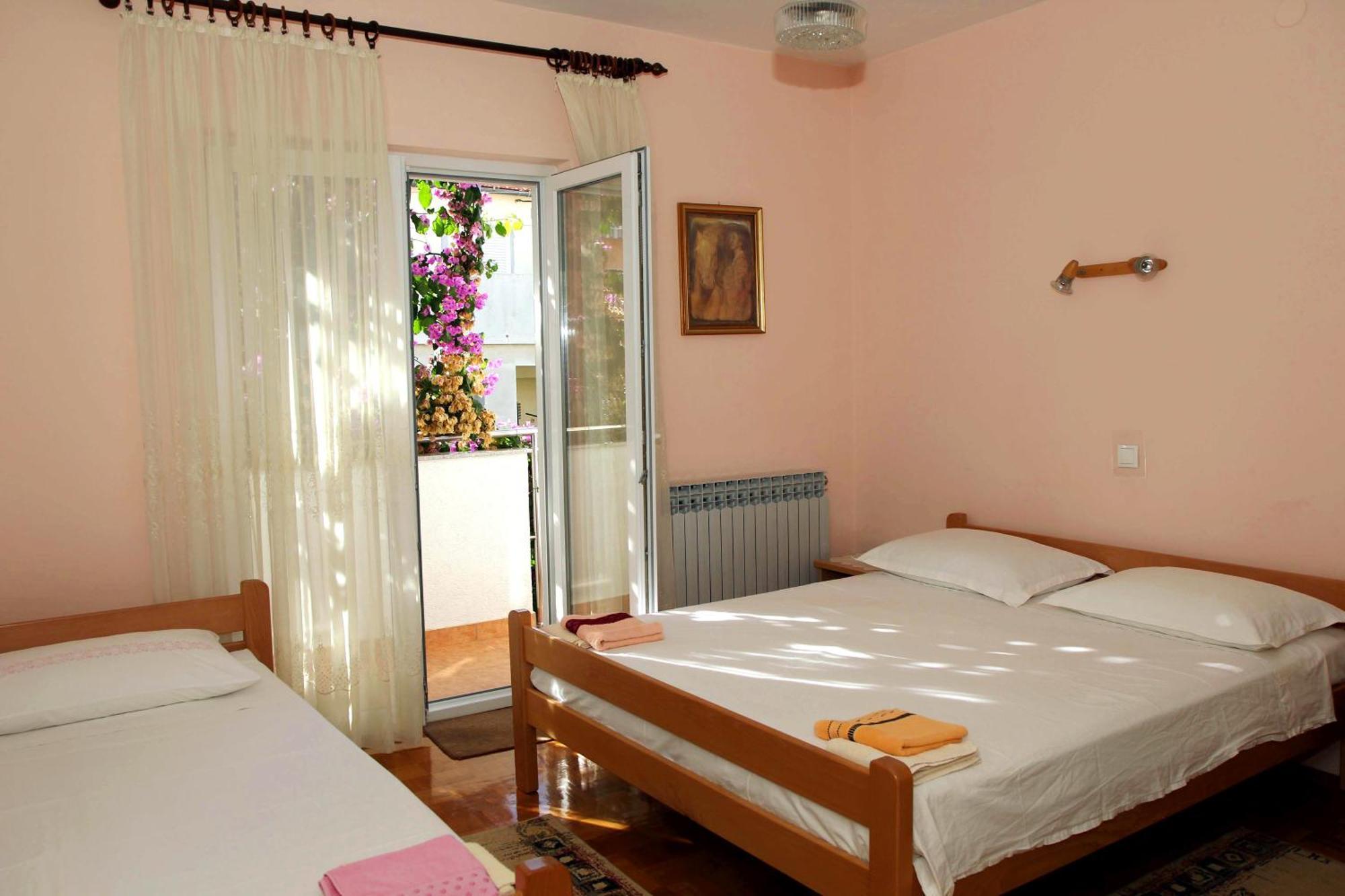 Apartments J&R Babara Biograd Na Moru Quarto foto
